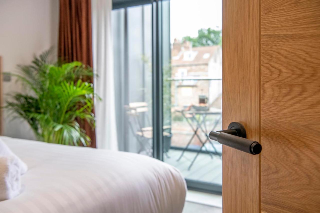 The Quadrant - The Carillon Suite York Exterior photo